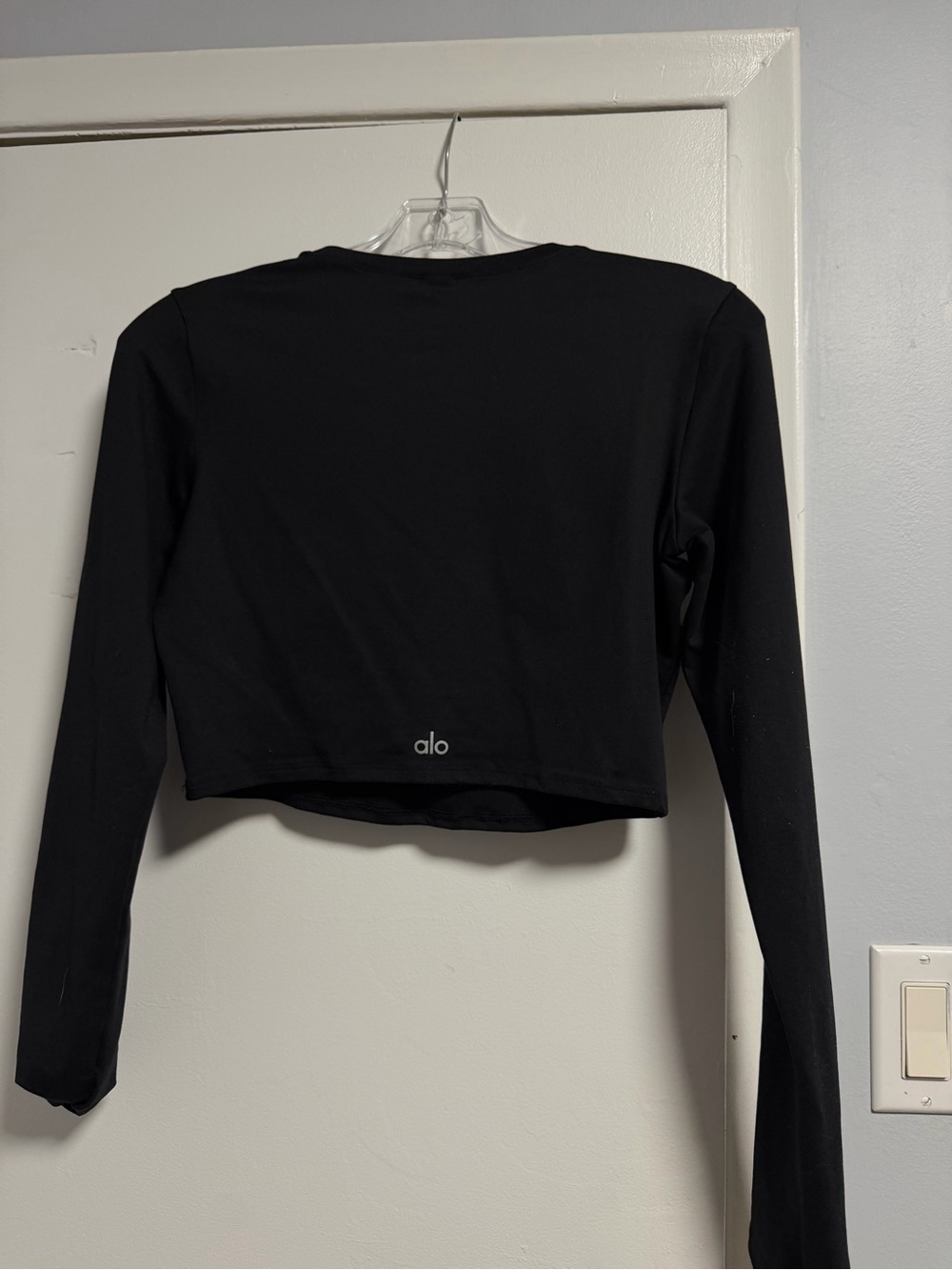 Alo- Alosoft finess cropped long sleeve